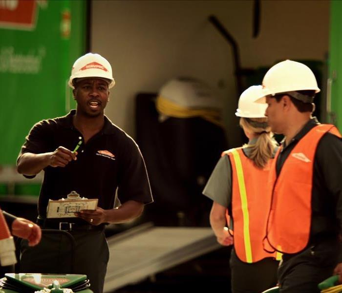 servpro workers organizing a project